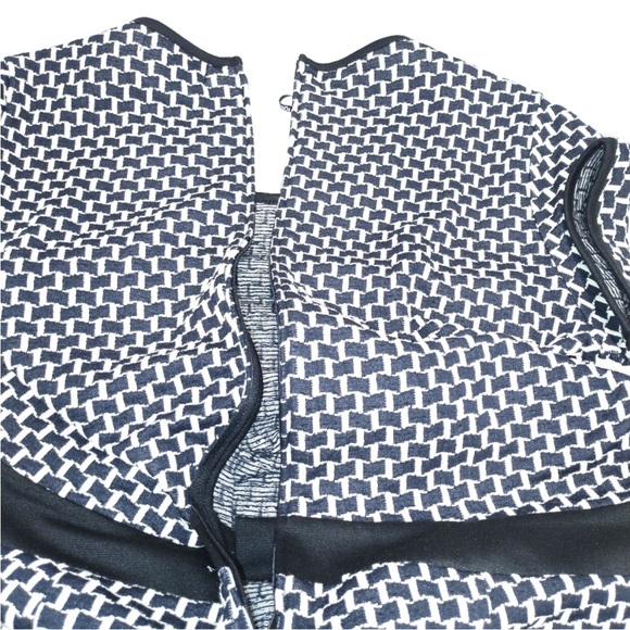 Forever 21 shorts romper, NWOT - Picture 4 of 4